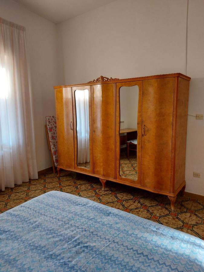 Jonia Appartamento Vacanze Vicino Al Mare Con Giardino بولسانو المظهر الخارجي الصورة